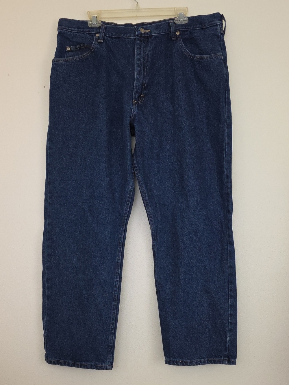 Wrangler Blue Jeans 100% Cotton Straight Leg 40 X 30